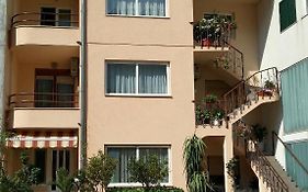 Apartments Deak